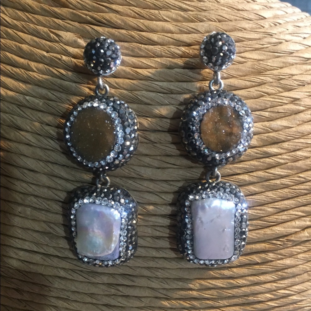 Druzy and Pearl Sterling Silver Dangle Earring.